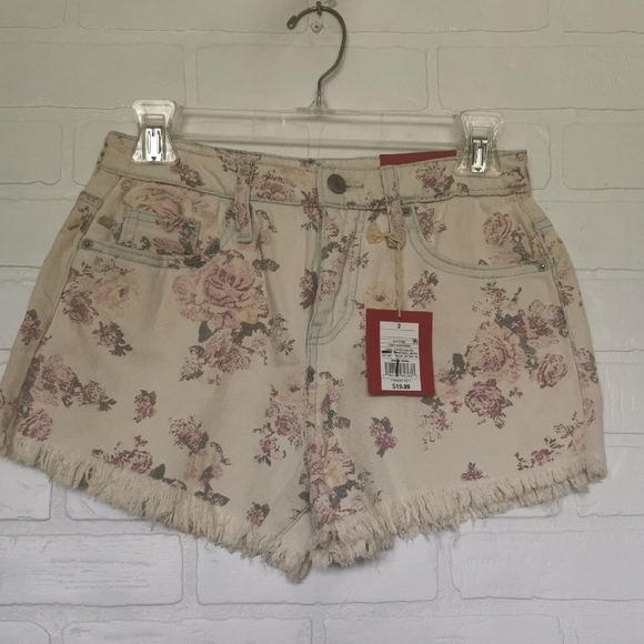 Mossimo Supply Co. Pants - Mossimo Supply Co Floral Print Women Shorts Size: 2/26 #091